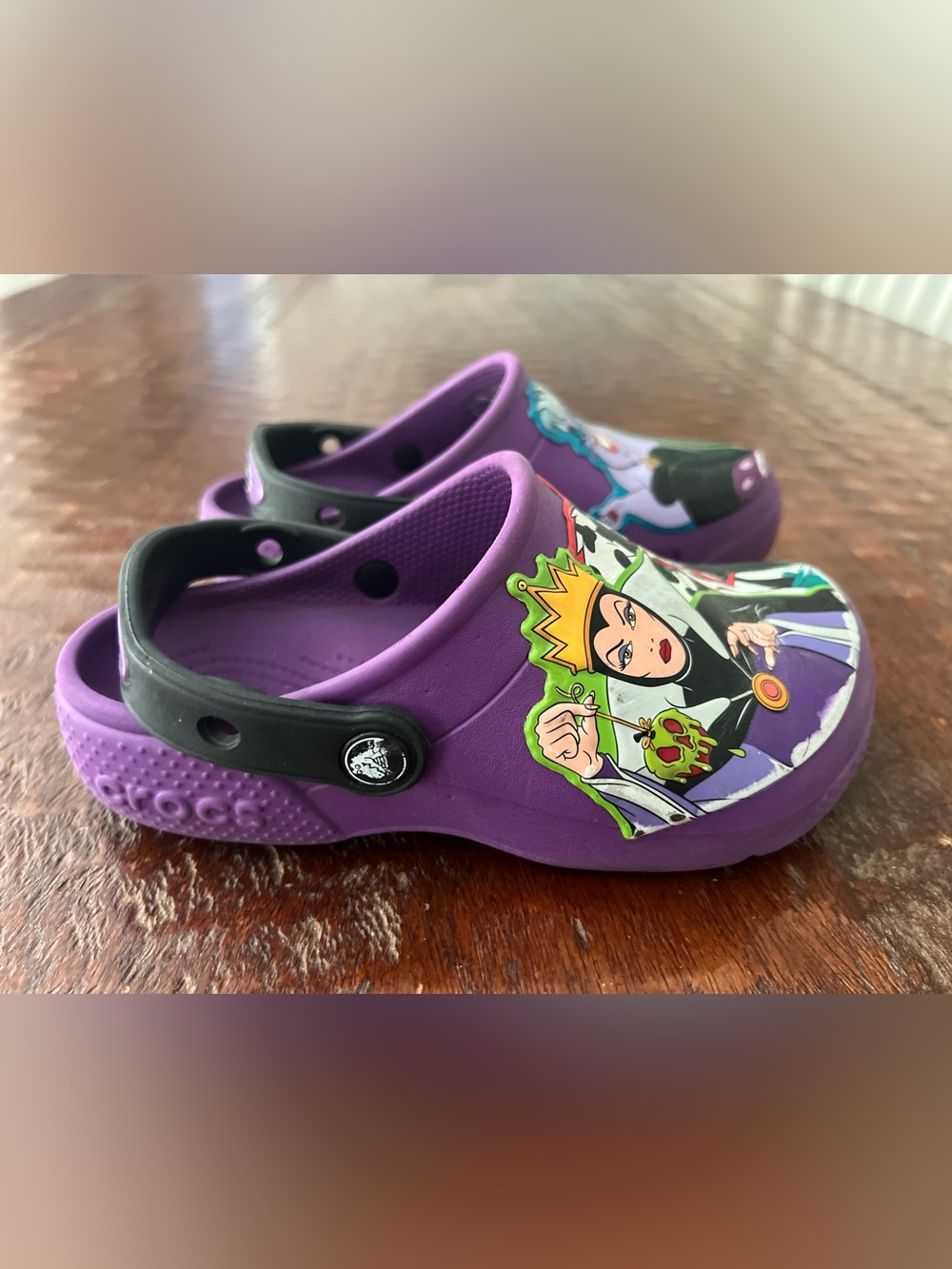 CROCS Kids Purple Disney Villains CROCS Size 13 - Picture 3 of 8